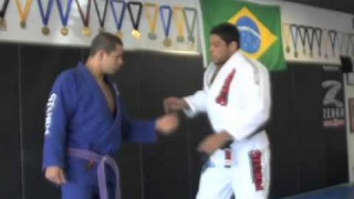 Breaking The Grip pt2 with Andre Galvao