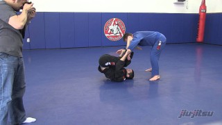 Triangle Chokes From Upside Down Guard- Sean Roberts