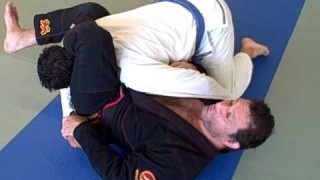 How to triangle someone that has you in side control- Kurt Osiander
