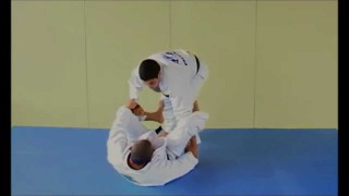 Passing the open guard when opponent sits