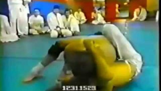 Rickson and Royler Gracie rolling in 95