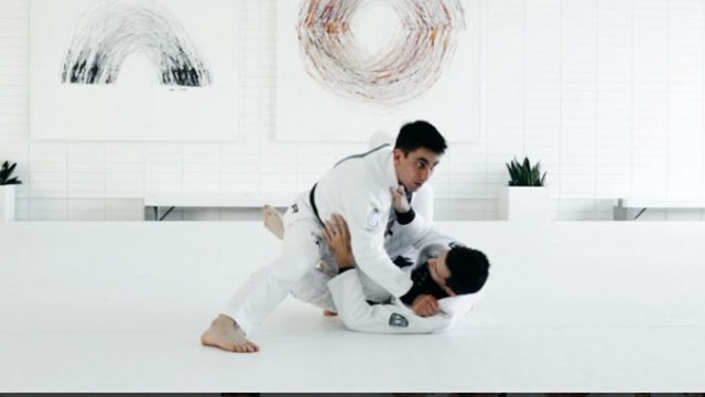 Guard Pass Variations – Gui Mendes
