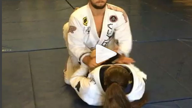 Crazy Guard Sweep to Submission – Dominyka Obelenyte