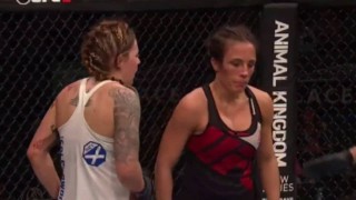 Joanne Calderwood vs Valerie Letourneau – UFC FN 89