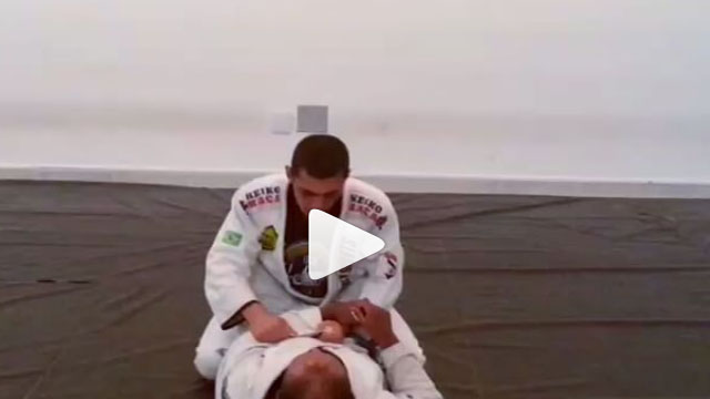 3 attacks when Opponent wants to Open your closed guard – Gustavinho