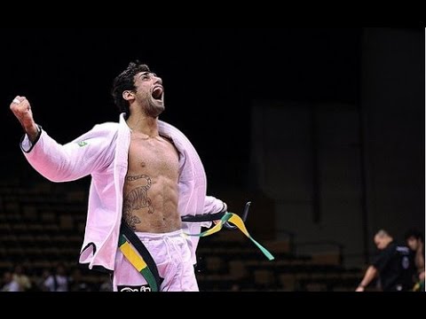Relentless Guard Passing-Leandro Lo