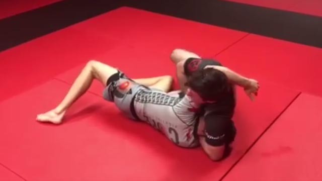 Guillotine From SideControl – Luta Livre