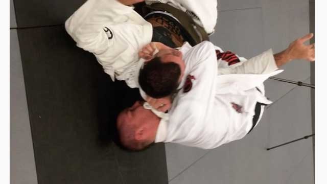 Awesome adjustments by Bill “The Grill” Cooper to finish a brabo choke