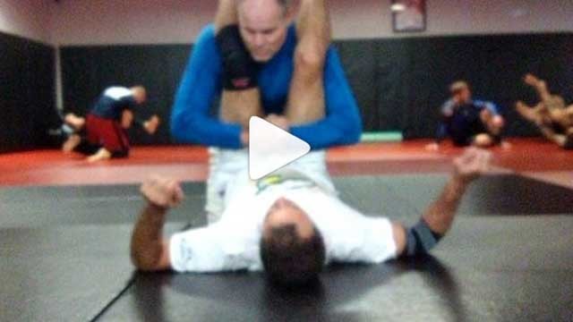 Jeff Glover Shares Sneaky Knee Slice transition Into Back Take
