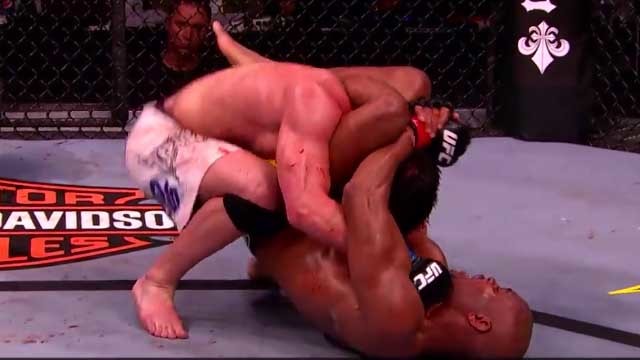 Throwback: Anderson Silva Grapples For Life Against Chael Sonnen!