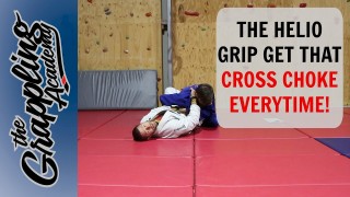 The Helio Grip – Improving the Odds Of Cross Choke Finish – Tom Davey