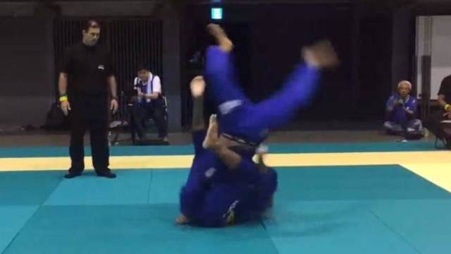 Pull Guard Against Lucas Barbosa at Your Own Peril! (Explosive Cartwheel Pass)