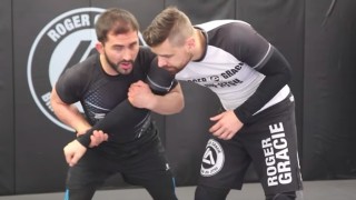 How Elite Wrestlers use the Russian Tie for BJJ