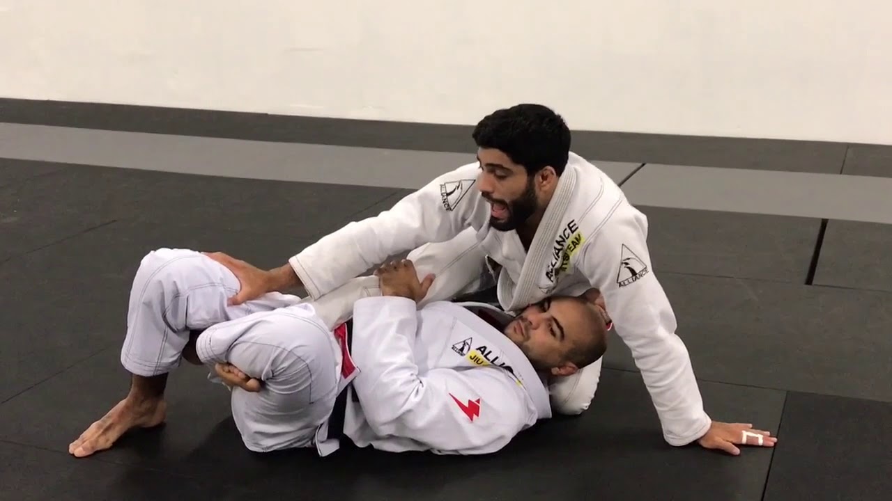 How To Pass The Deep Half Guard by Dimitrius Souza