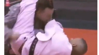 BJJ Black Belt Manhandles Soldiers In Technique Demo