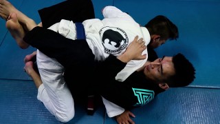 Best way to Omoplata from Closed Guard