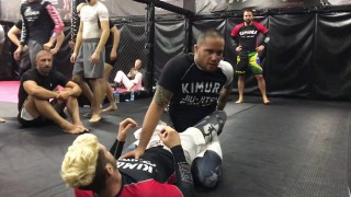 Most Effective Way To Open Closed Guard in No Gi