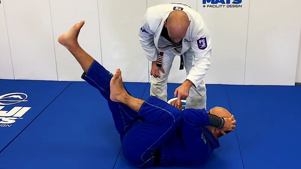 The Jiu Jitsu Drill That Xande Ribeiro Uses To Not Get His Guard Passed In Competition Since 2005